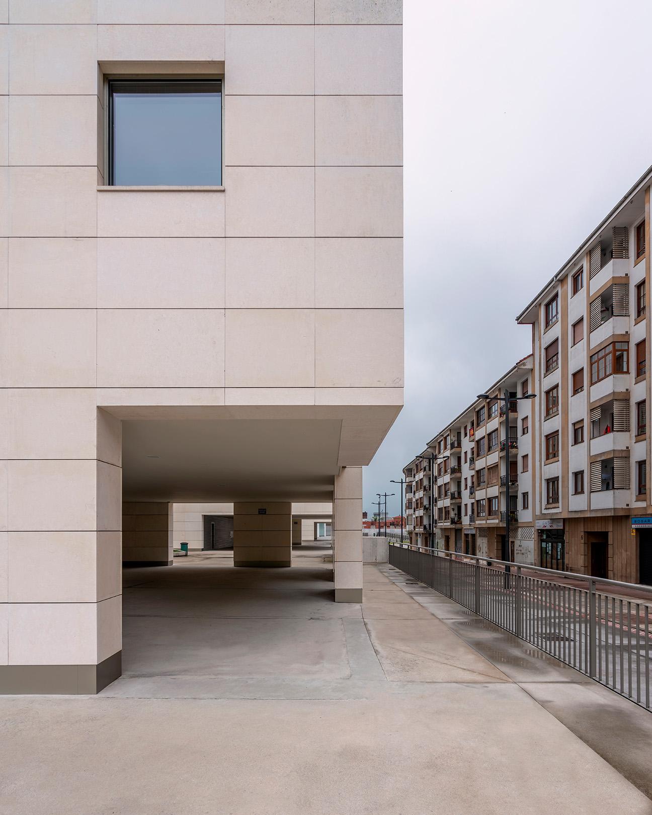 Leisure, Culture, Gastronomy, and Sports – El Vasco Boulevard in Oviedo by Verónica Durán Sela